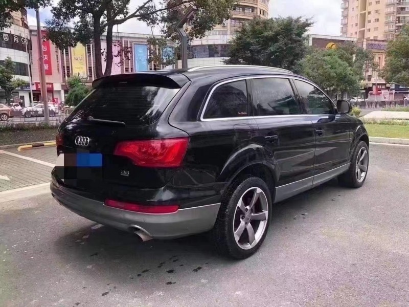 寧波10年奧迪Q77