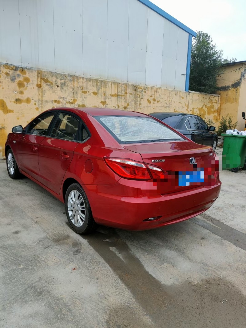 聊城12年長安汽車逸動4