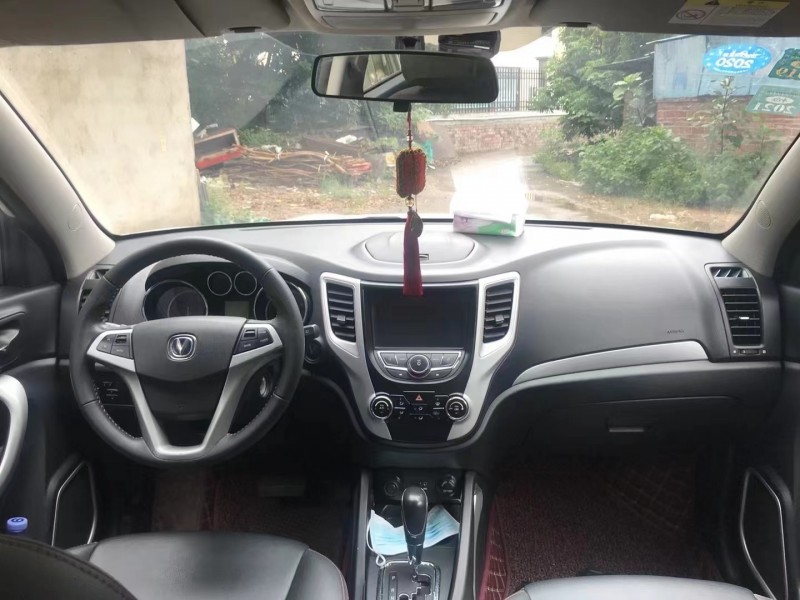 欽州17年長安汽車CS357