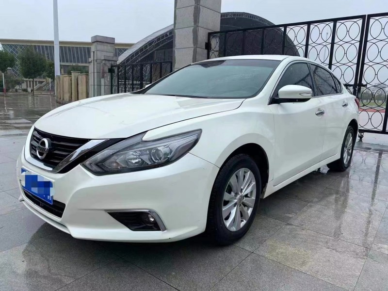 合肥17年日產天籟2