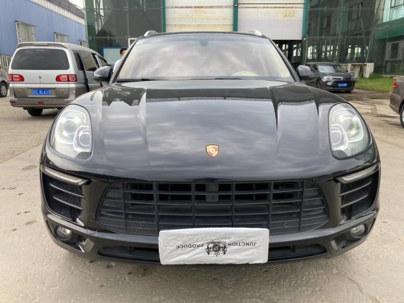 沈陽14年保時捷Macan9