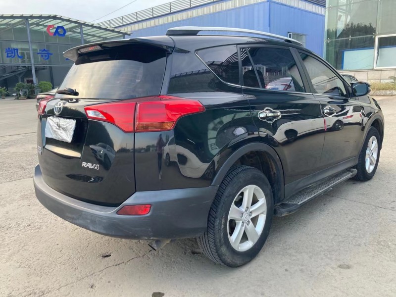 沈陽14年豐田RAV42