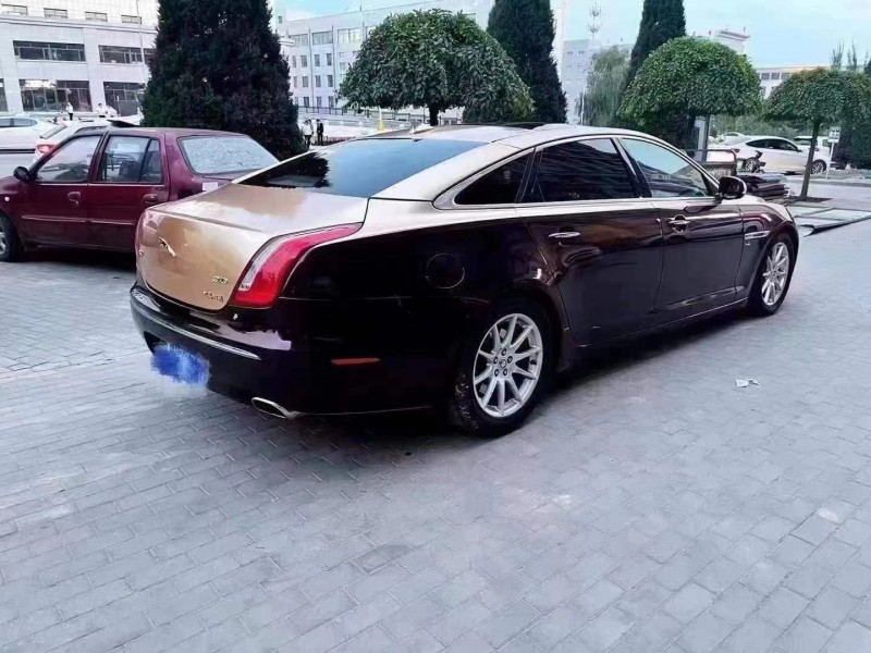 太原12年捷豹XJ8