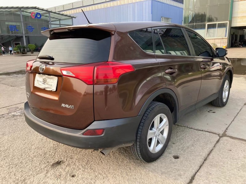 沈陽14年豐田RAV4榮放8