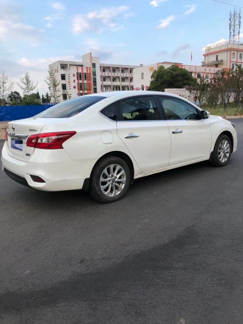 吉安19年日產軒逸7