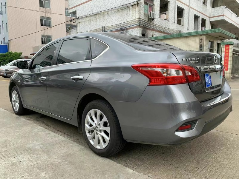 中山20年日產軒逸6