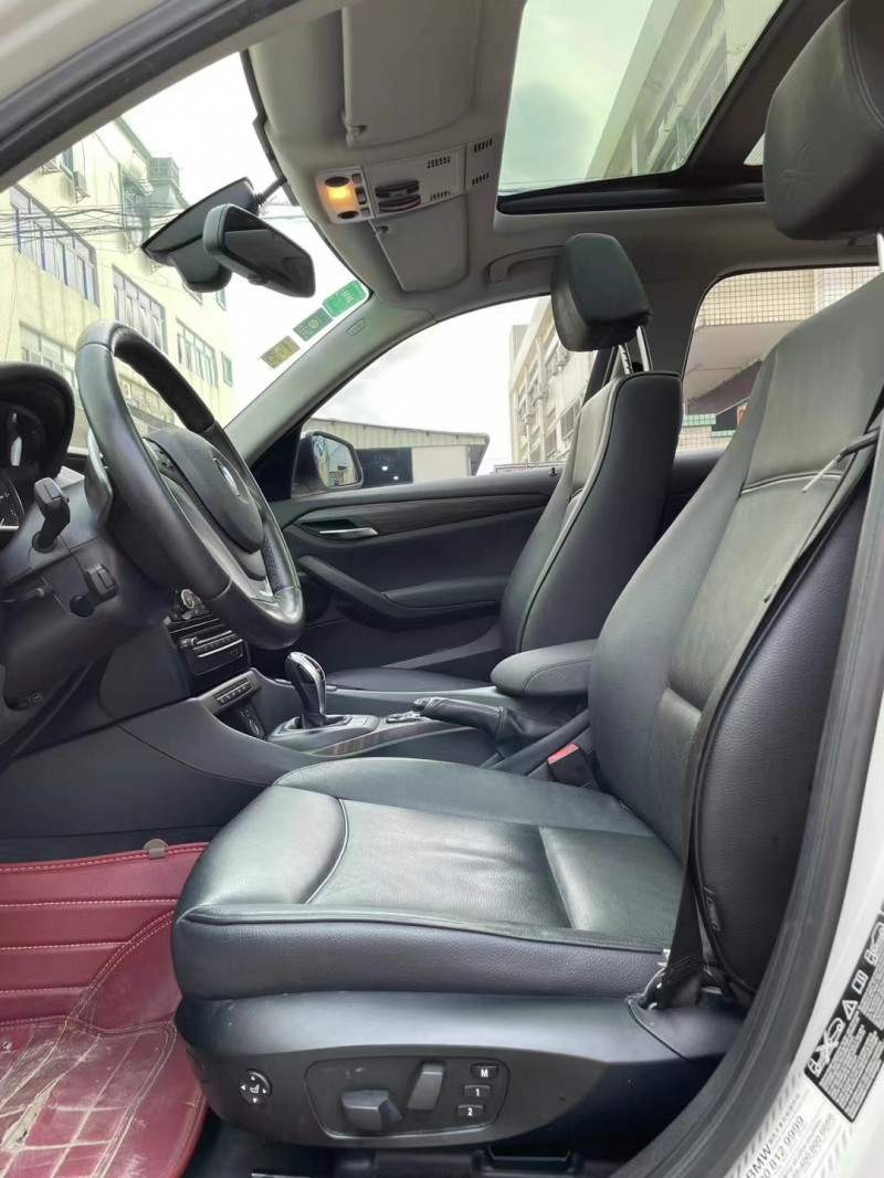 中山16年宝马X19