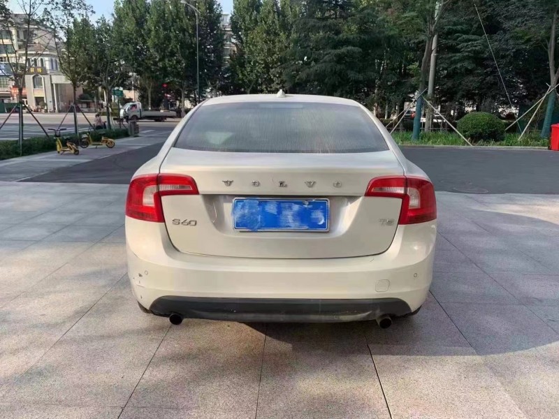 連云港13年沃爾沃S60L8