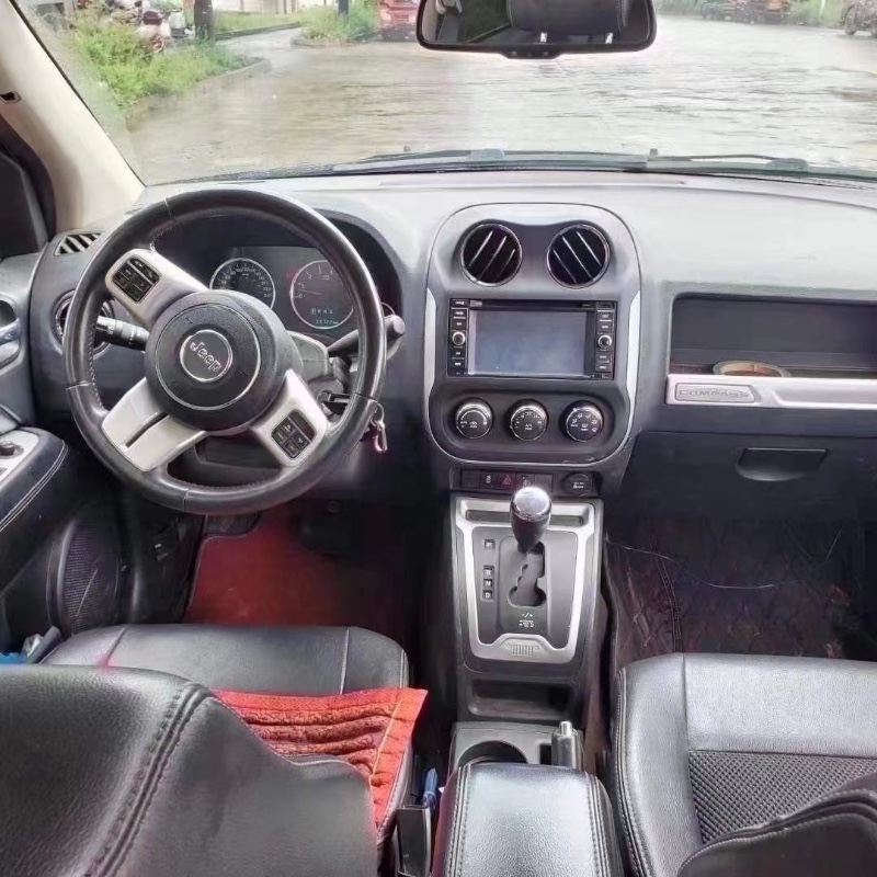 蘭州14年Jeep指南者4