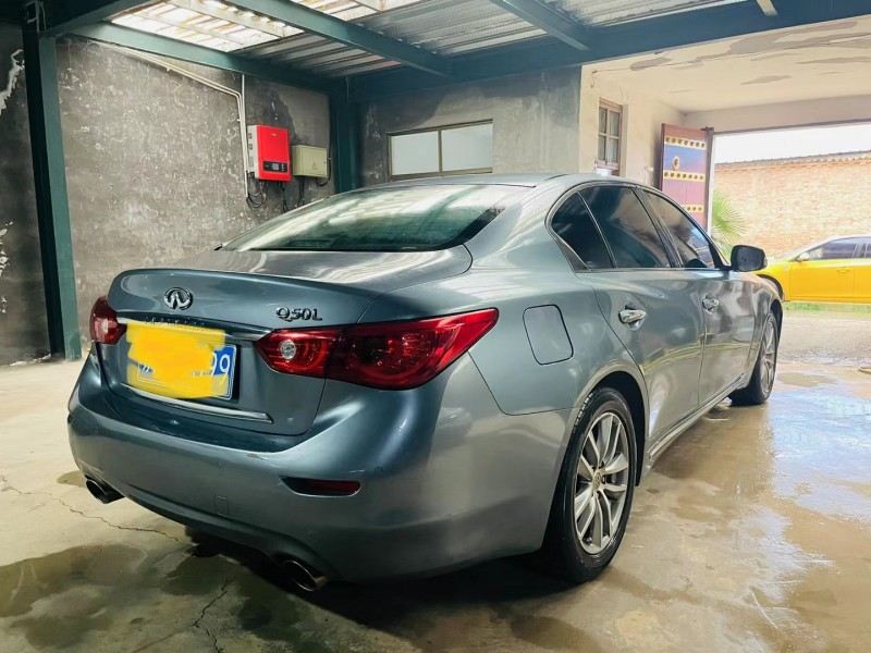 北京15年英菲尼迪Q50L6