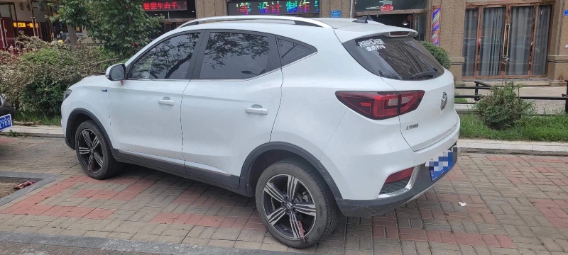 大同19年名爵ZS8