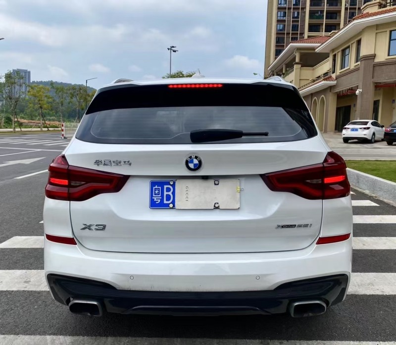 廣州19年寶馬X39