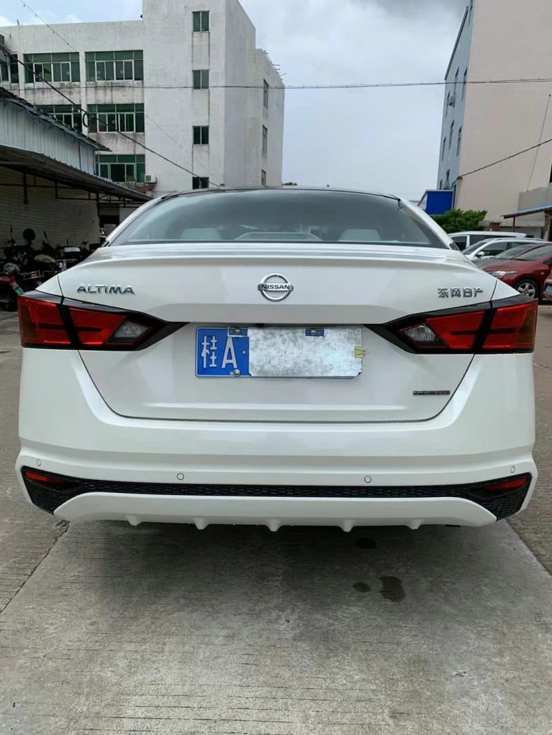 中山20年日產天籟4