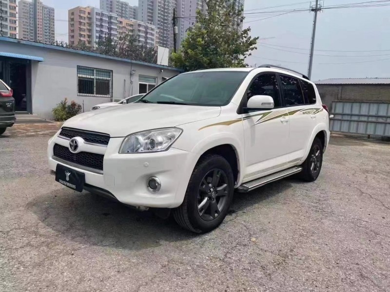 保定12年豐田RAV43