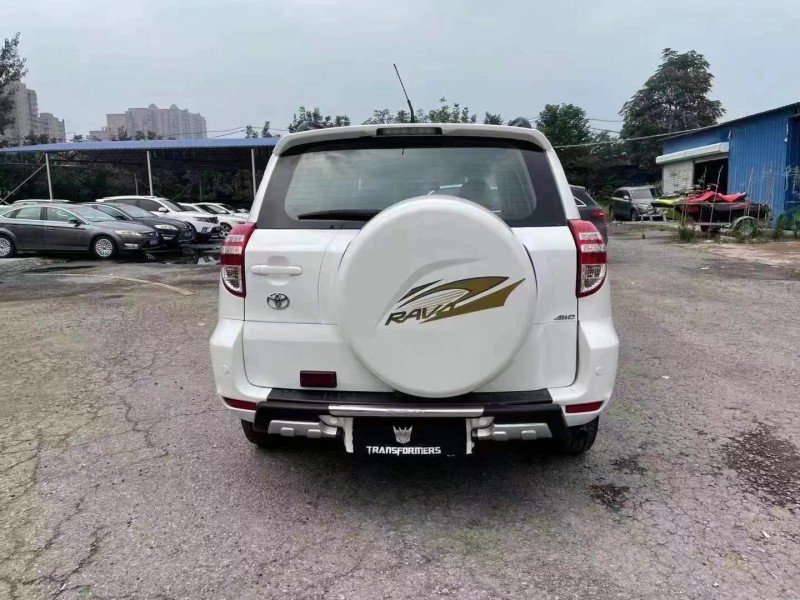 保定12年豐田RAV44