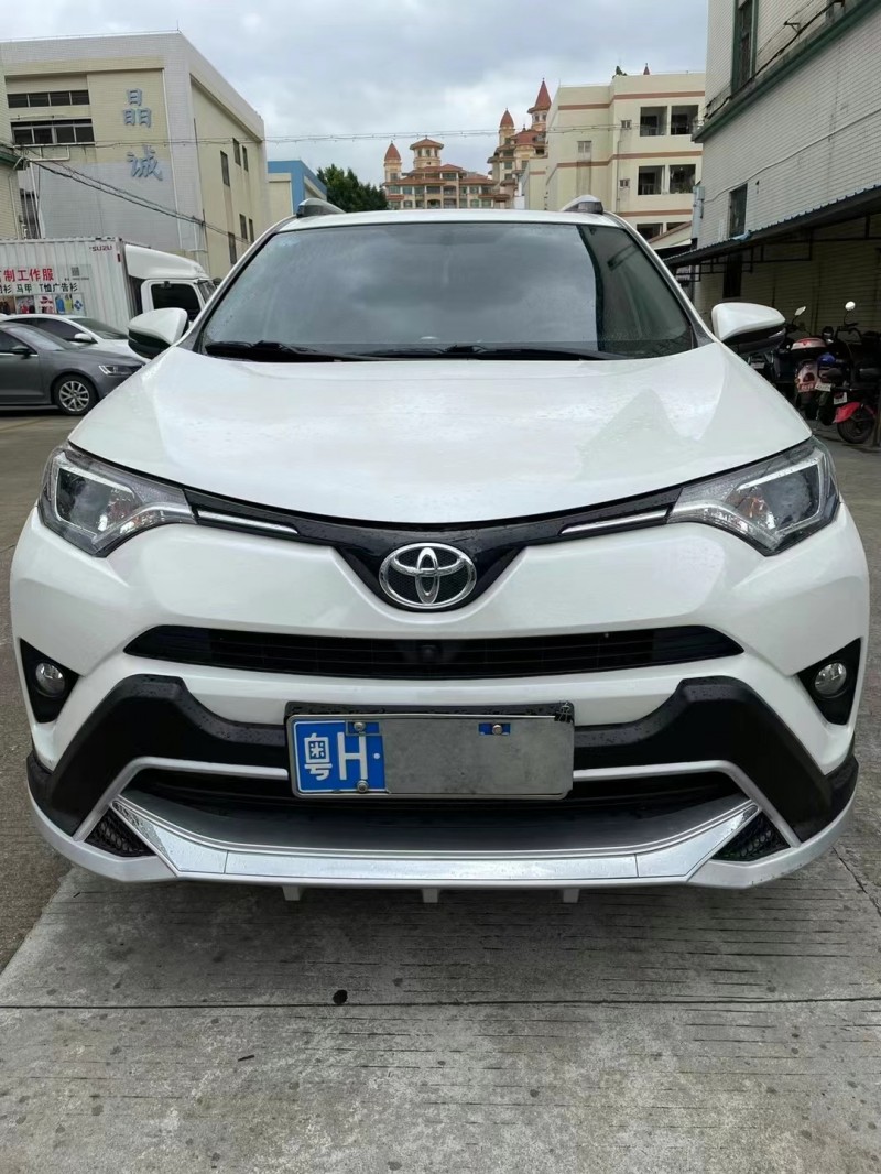 中山17年豐田RAV41