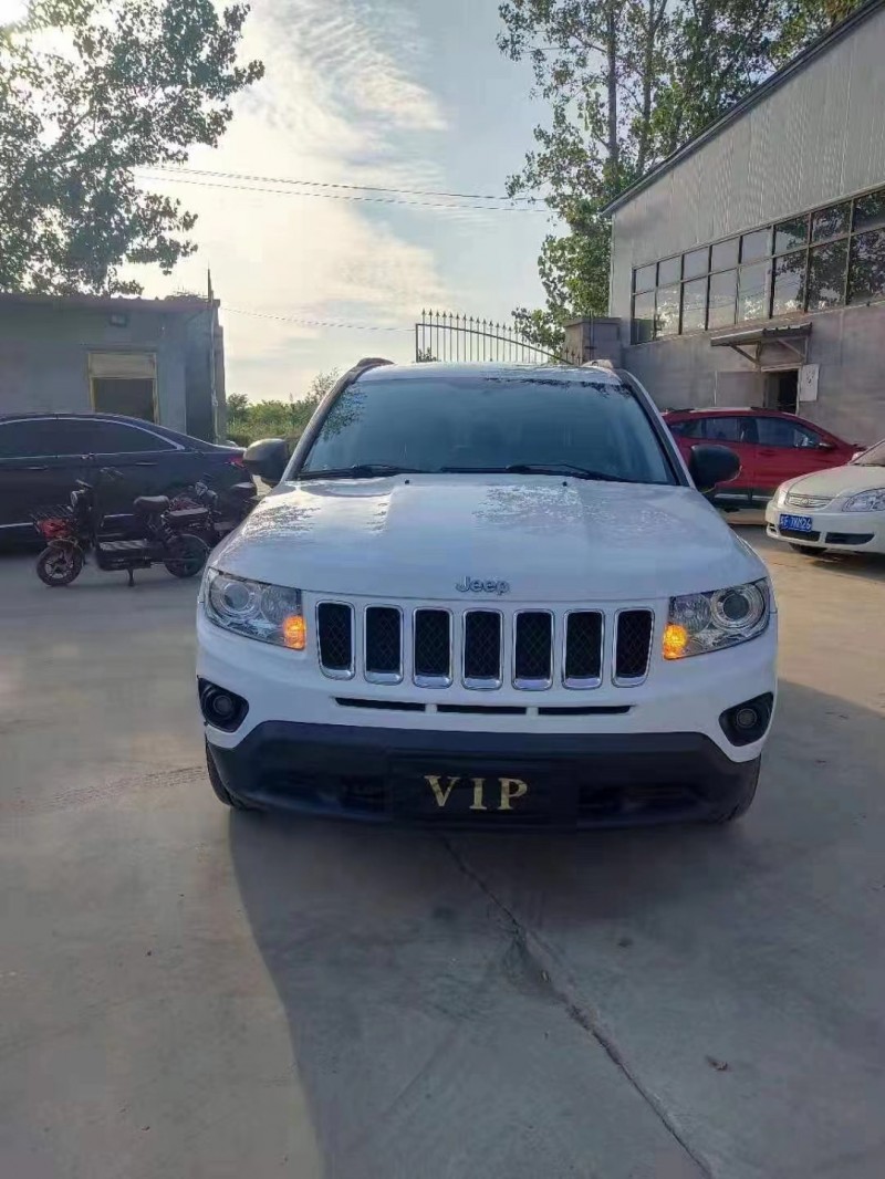 保定13年Jeep指南者1