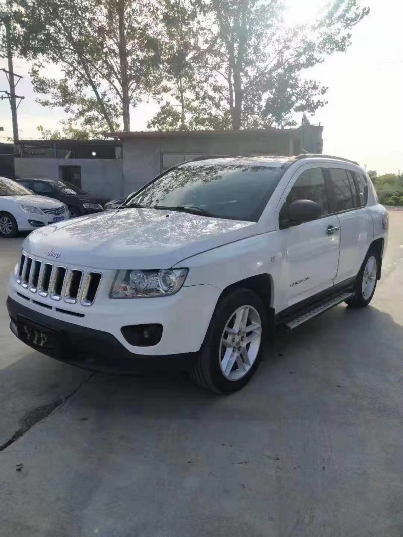 保定13年Jeep指南者3