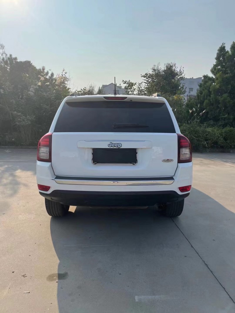 徐州16年Jeep指南者9