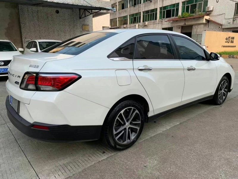 中山19年啟辰D606