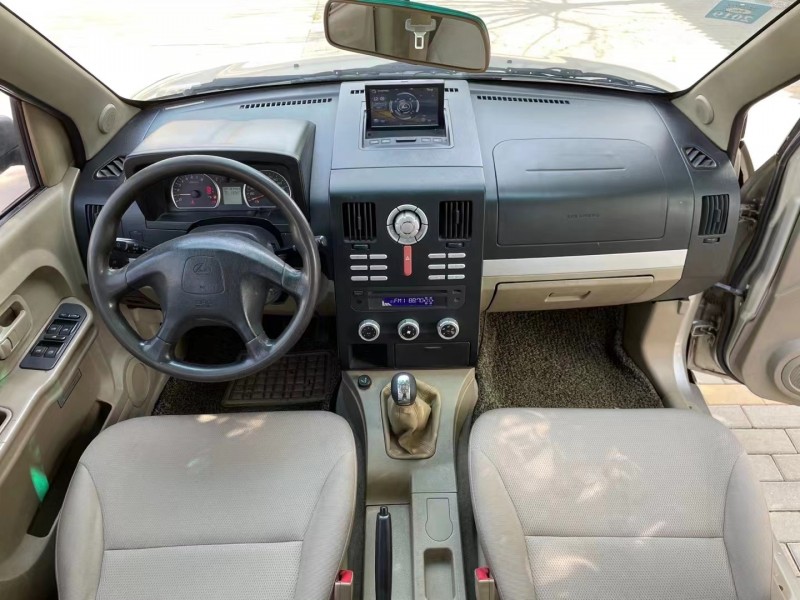 廊坊12年獵豹汽車CS76