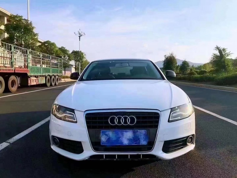 泉州12年奧迪A4L1