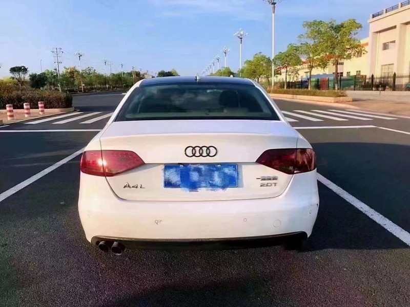 泉州12年奧迪A4L2