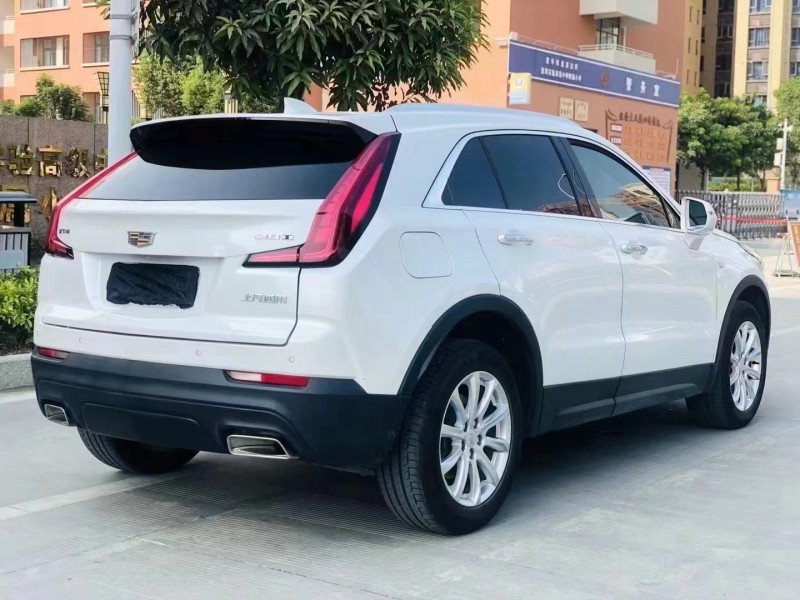 廈門20年凱迪拉克XT46