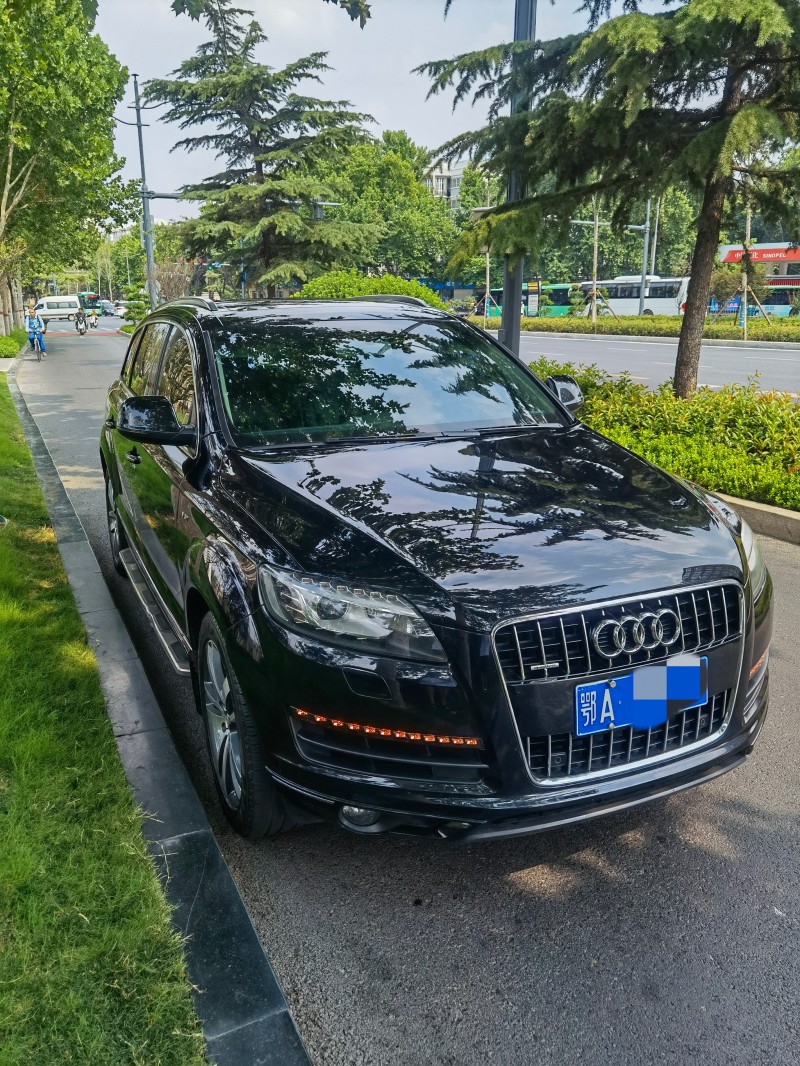 鄭州12年奧迪Q79