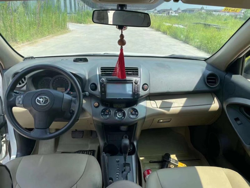 鄂州13年豐田RAV45