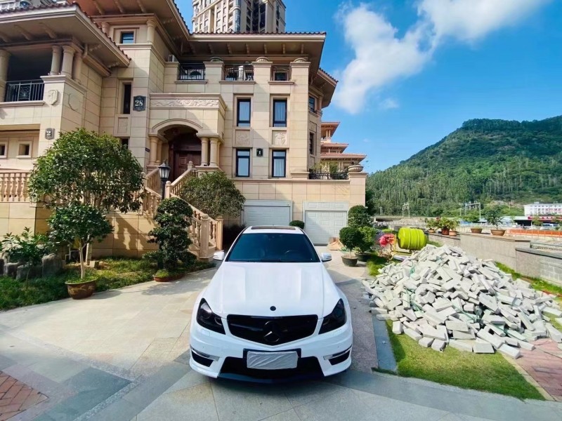 廈門13年奔馳AMG C631
