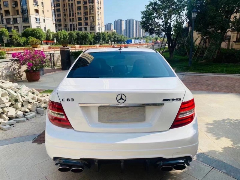 廈門13年奔馳AMG C632