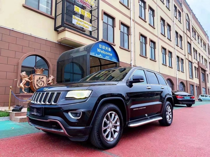 濟南14年Jeep大切諾基1
