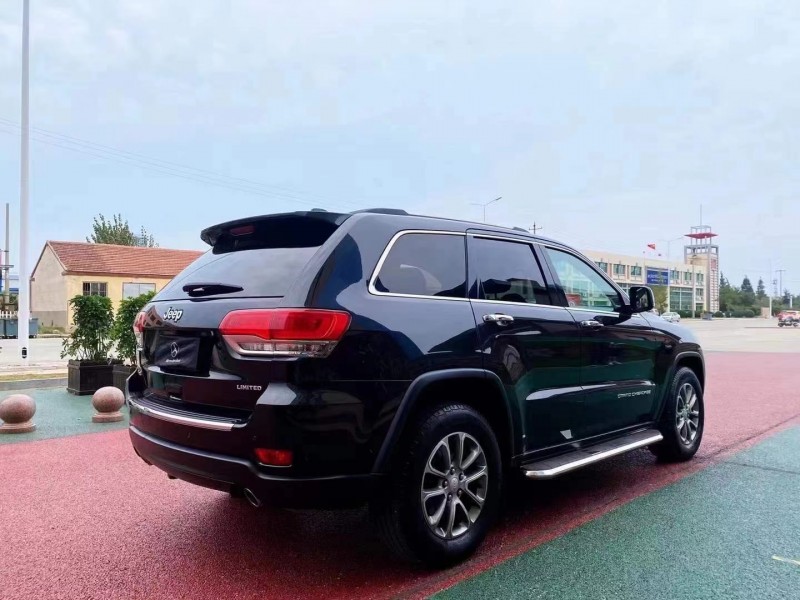 濟南14年Jeep大切諾基9