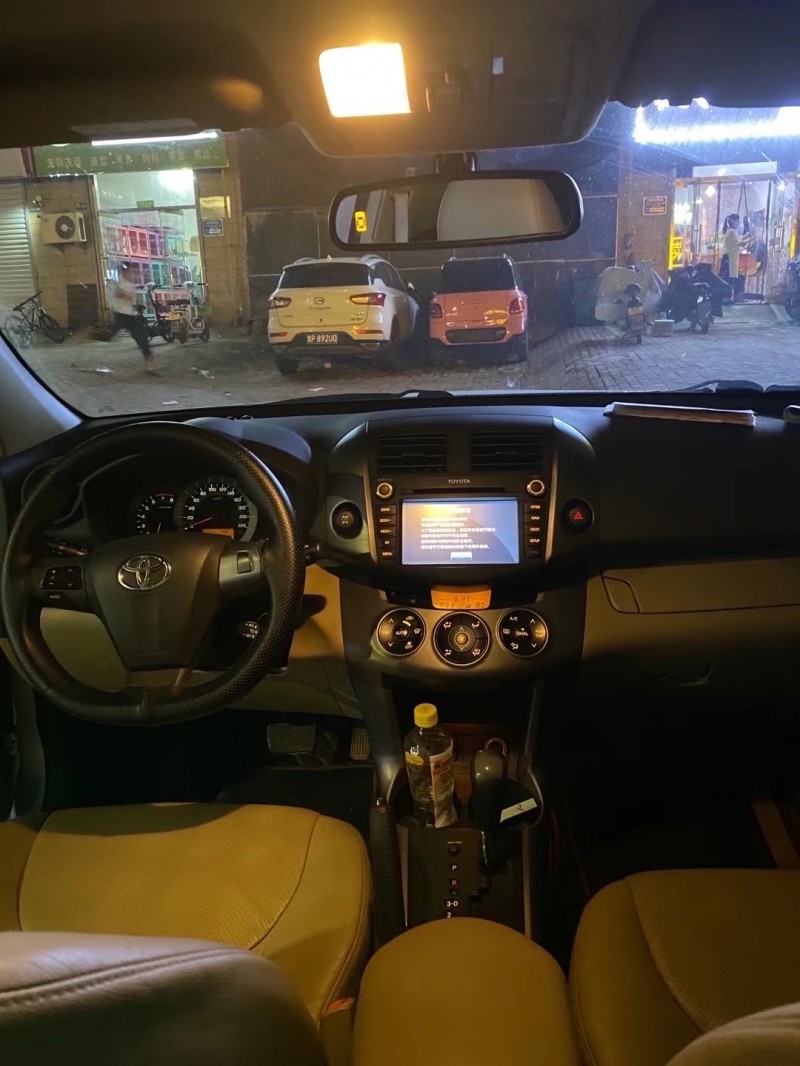 臨沂12年豐田RAV48
