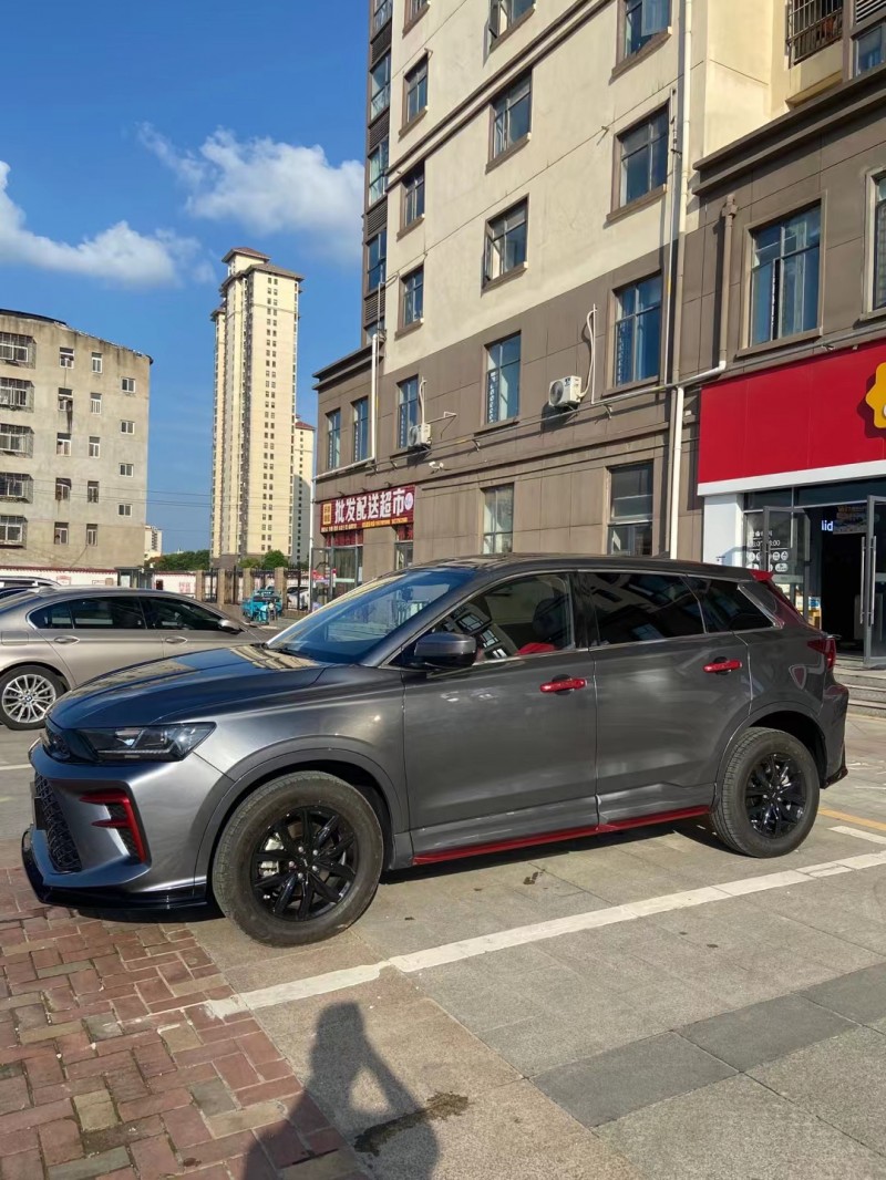 北京21年SWM斯威汽車G013