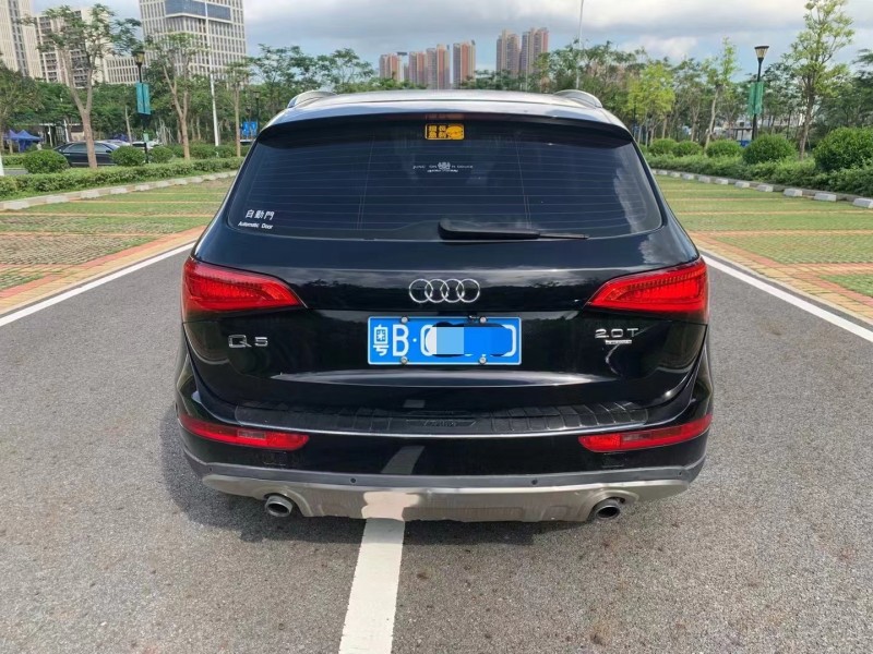 深圳10年奧迪Q57