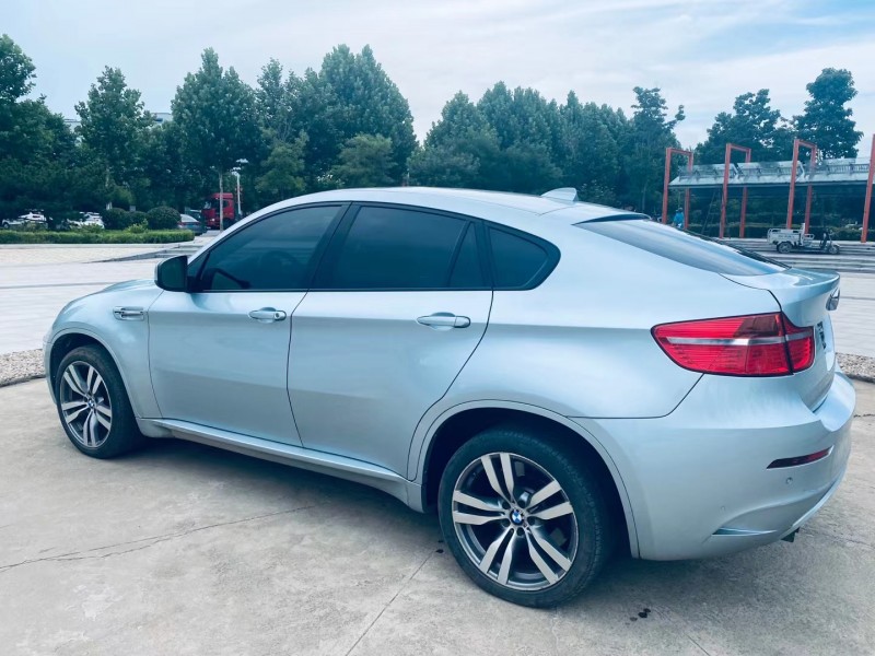 青島13年寶馬X6 M7