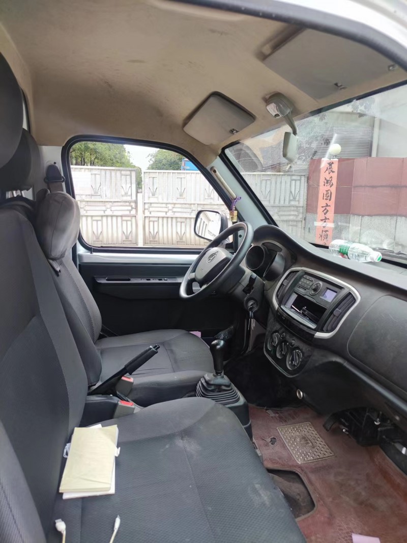 東莞19年長安汽車神騏T205