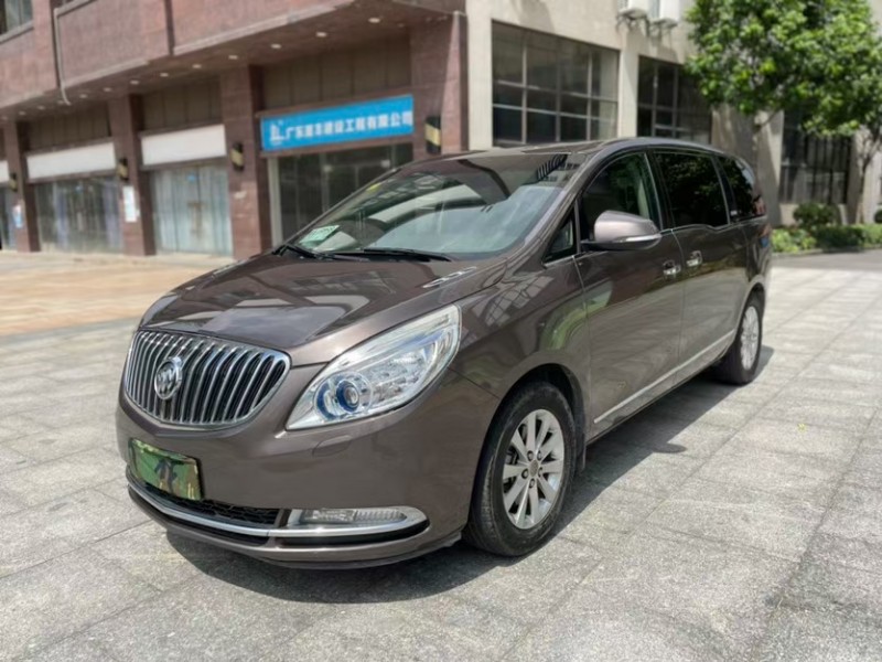 東莞12年別克GL82