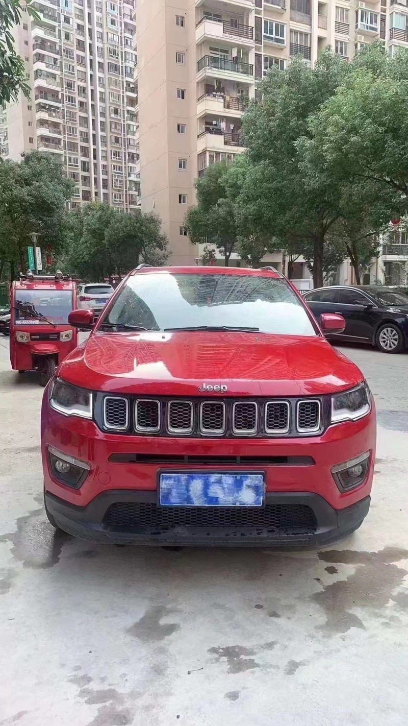 廈門19年Jeep指南者1