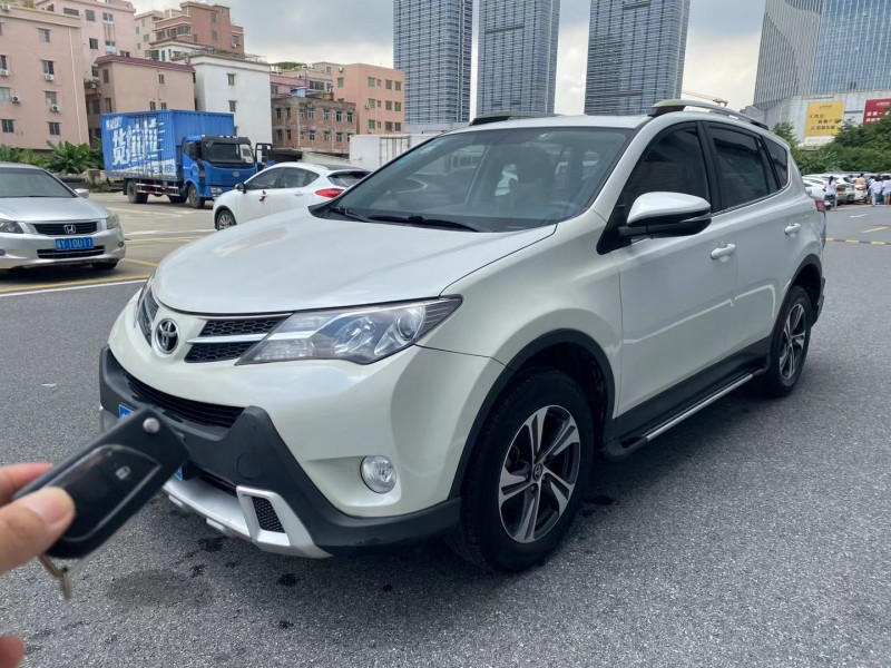 廣州16年豐田RAV4榮放2
