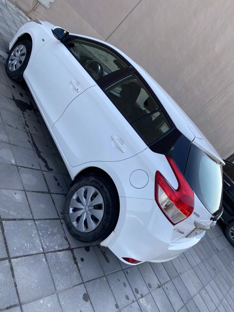 營口16年豐田YARiS L 致炫1