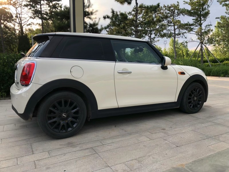 秦皇島17年寶馬MINI5