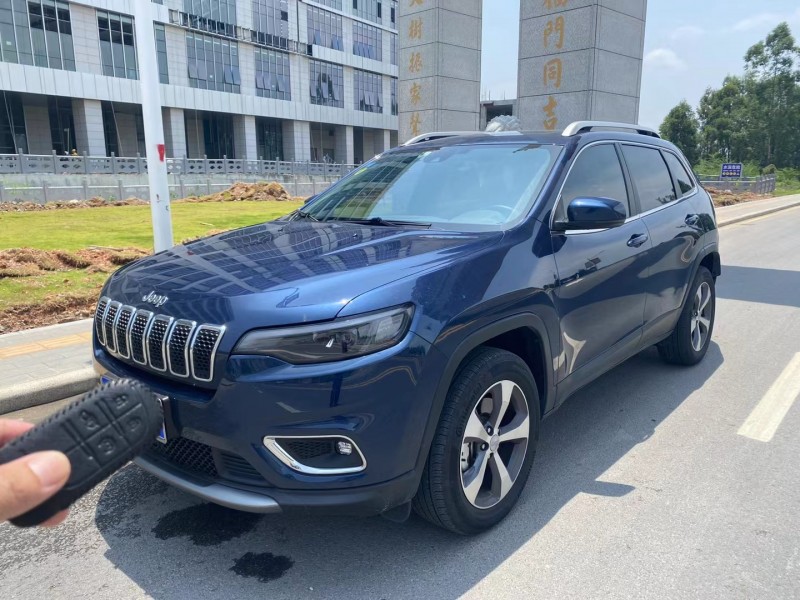 廣州19年Jeep自由光2