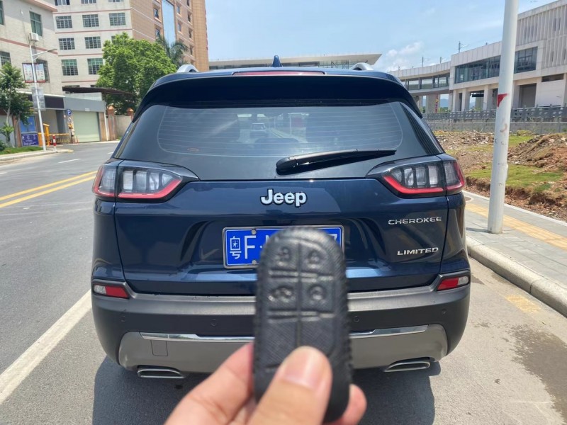 廣州19年Jeep自由光5