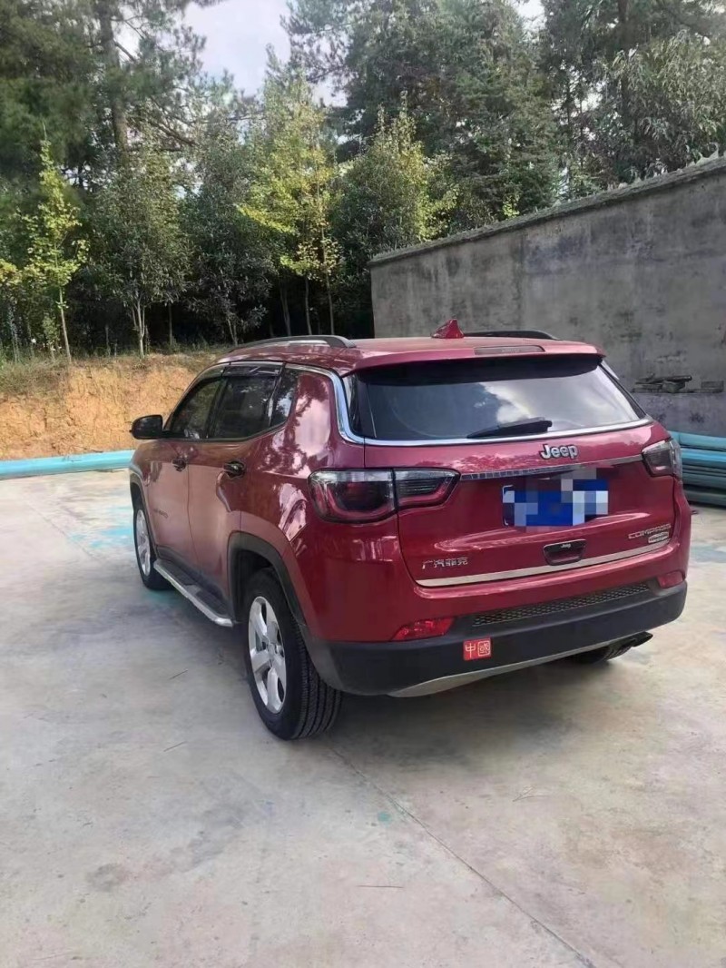 貴陽19年Jeep指南者6