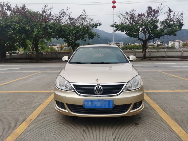 龍巖11年大眾朗逸8