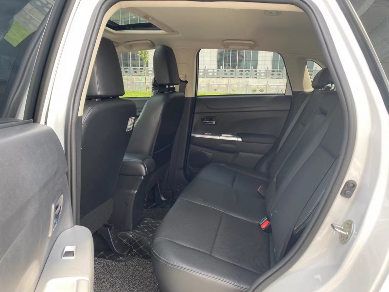 广州20年三菱劲炫1