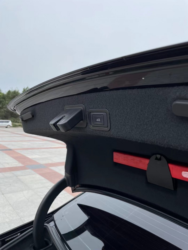 通化15年奧迪A6L4